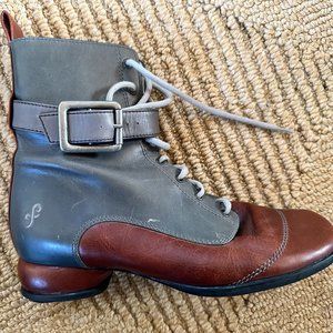 Designer two-tone boot by John Fluvog